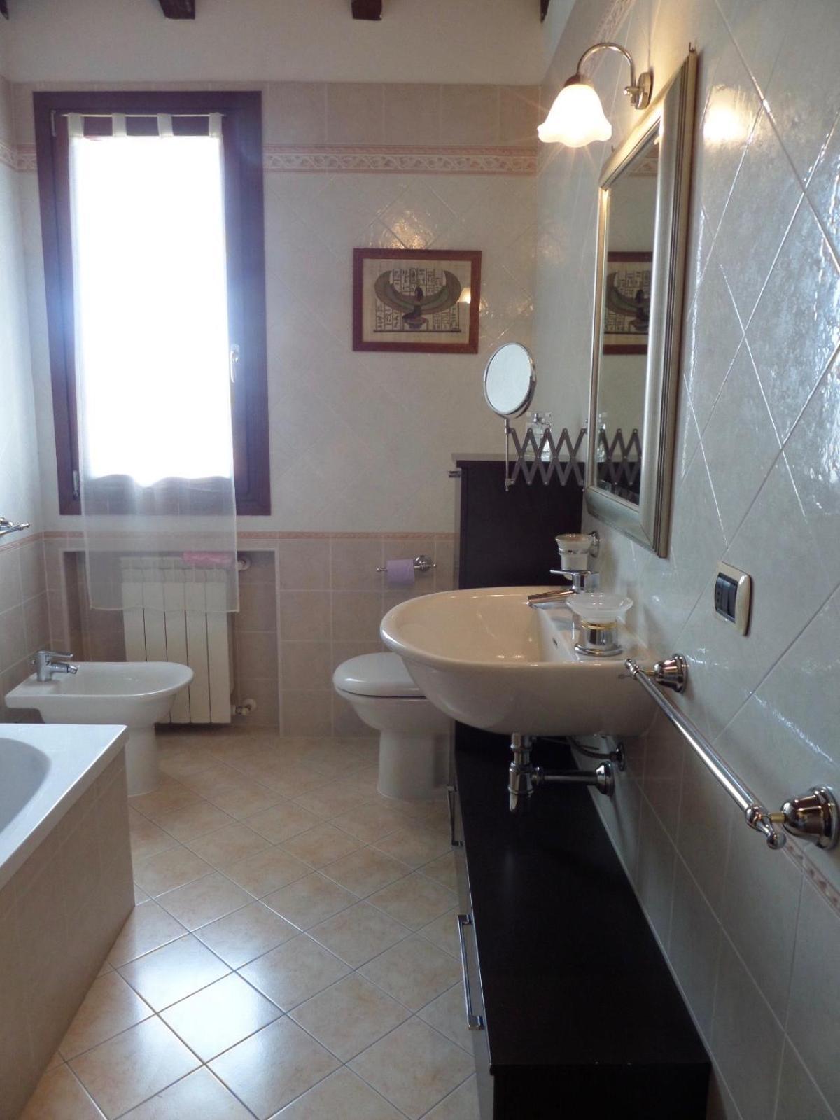 La Locanna Hotel Serramazzoni Luaran gambar